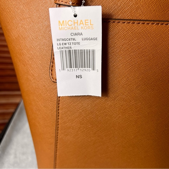 NWT Michael Kors Ciara Large Saffiano Luggage Leather Tote Bag, gorgeous - Picture 4 of 17